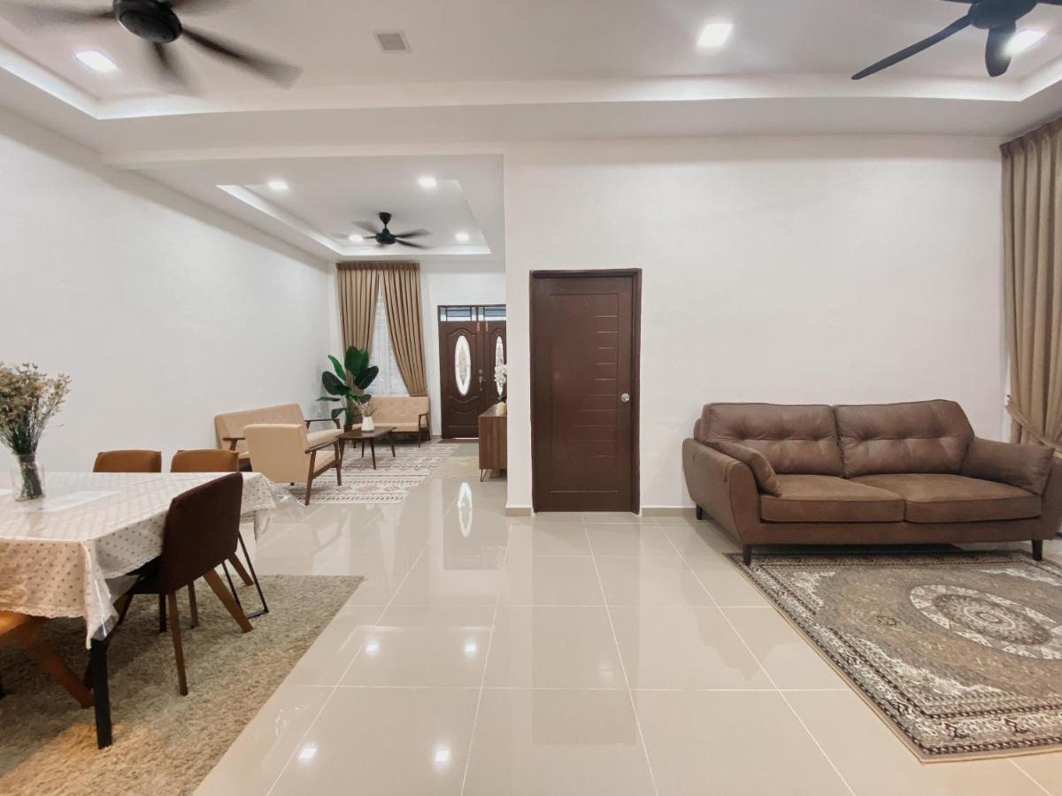 De Jara Guesthouse Dungun For Malay المظهر الخارجي الصورة