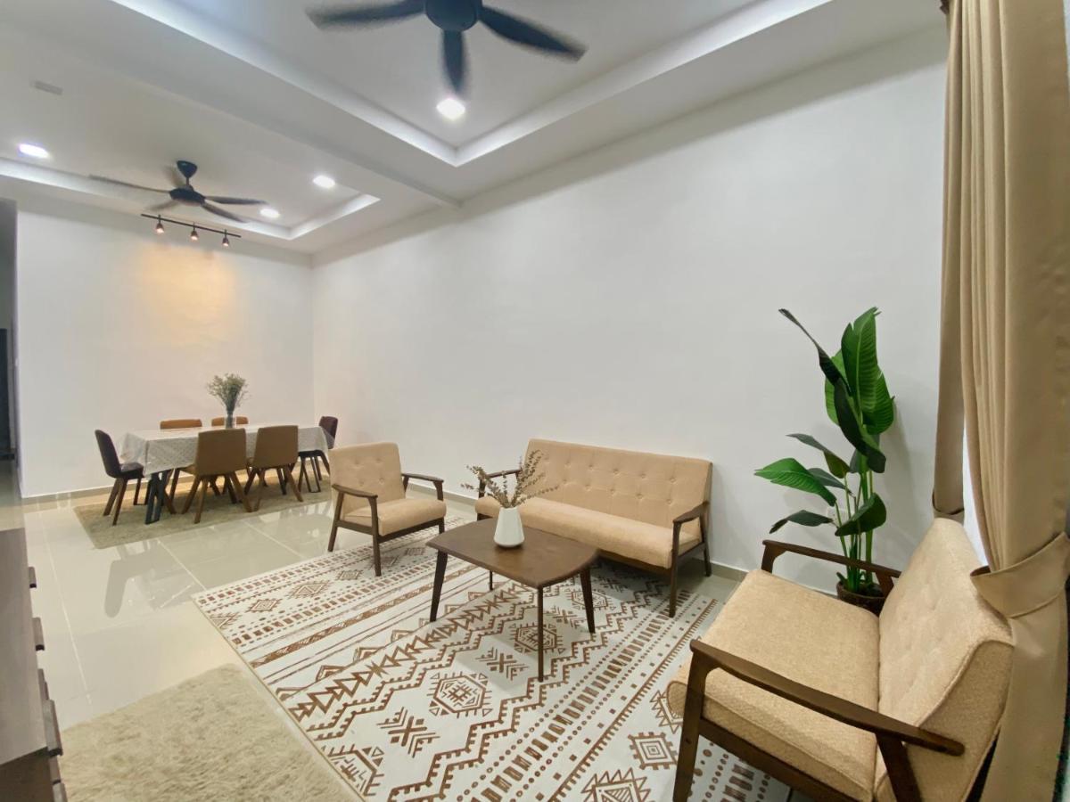 De Jara Guesthouse Dungun For Malay المظهر الخارجي الصورة